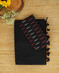 Black Plain Soft Cotton Saree With Printed Blo.