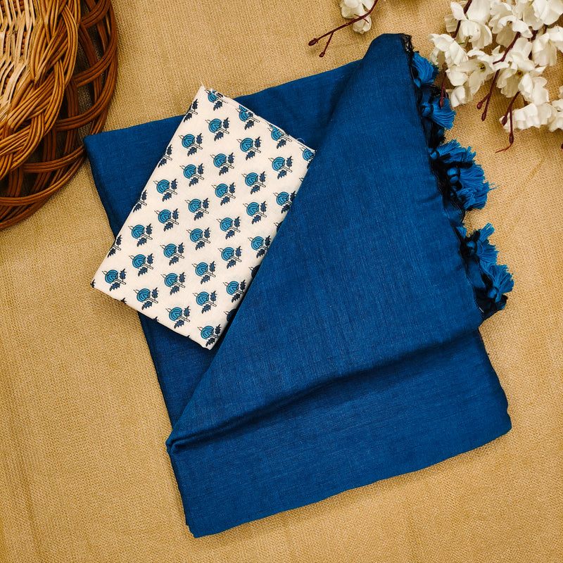 BLUE COLOUR TRADITIONAL LOOKING COTTON SAREE