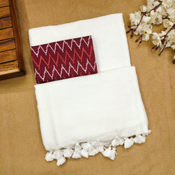 WHITE COLOUR TRADITIONAL LOOKING COTTON SAREE