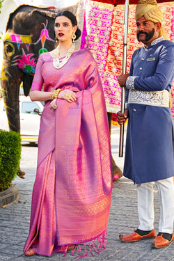 Beautiful Purple Kanjivaram Silk Saree With Snappy Blouse Piece